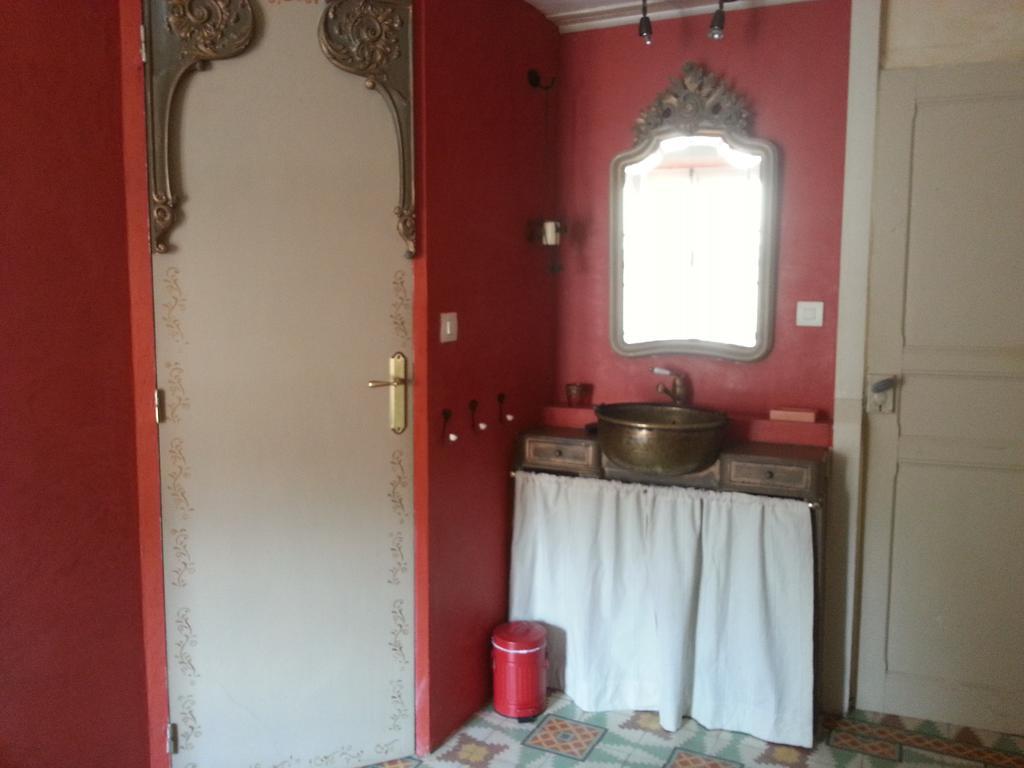 Le Patio Des Cigales Bed & Breakfast Roquefort-des-Corbieres Bilik gambar