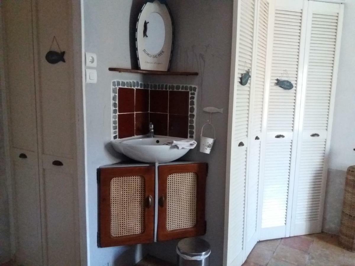 Le Patio Des Cigales Bed & Breakfast Roquefort-des-Corbieres Luaran gambar