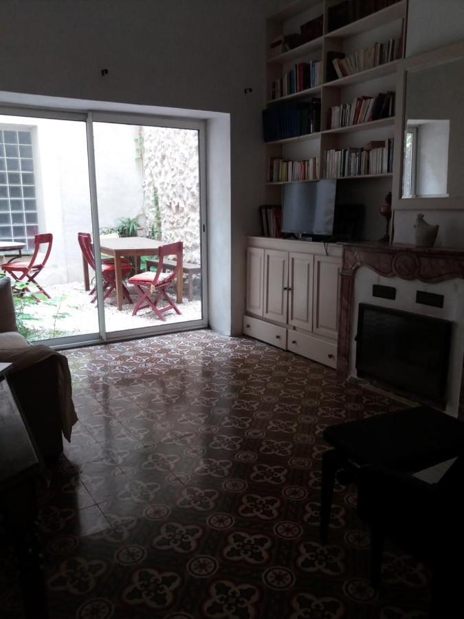 Le Patio Des Cigales Bed & Breakfast Roquefort-des-Corbieres Luaran gambar